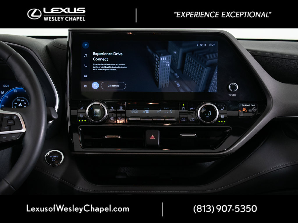 Used 2023 Toyota Highlander Limited FWD image 17