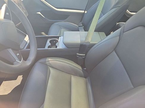 Used 2025 Tesla Model 3 Long Range RWD image 3