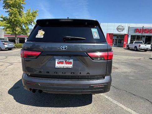 Used 2023 Toyota Sequoia TRD Pro AWD/4WD image 5