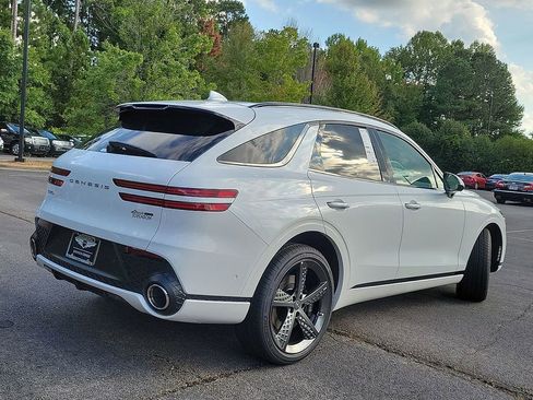 Certified 2025 Genesis GV70 3.5T Sport w/ Sport Advanced Package image 12