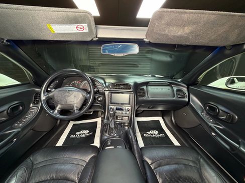 Used 2002 Chevrolet Corvette Coupe w/ Preferred Equipment Group2 image 13