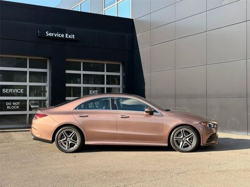 Used 2023 Mercedes-Benz CLA 250 4MATIC image 5