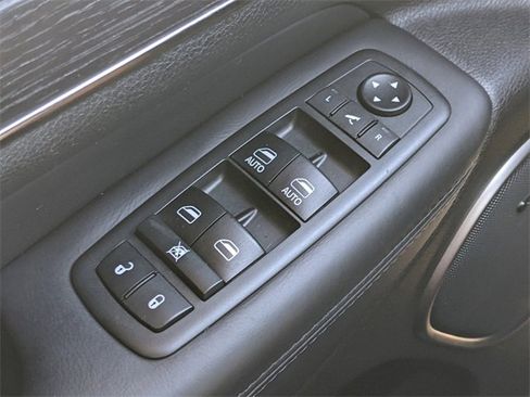 Certified 2018 Jeep Grand Cherokee High Altitude image 19