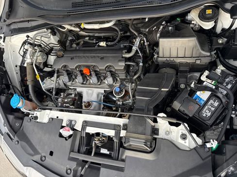 Used 2020 Honda HR-V LX image 28