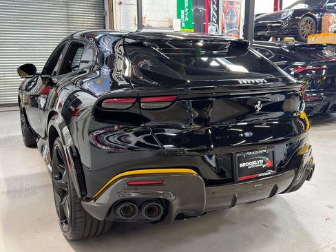 Used 2024 Ferrari Purosangue image 9