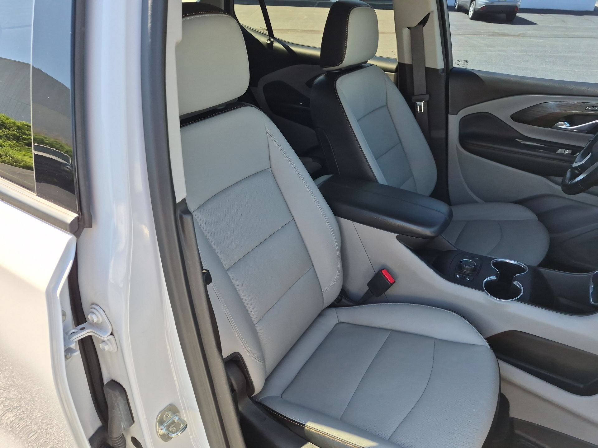 Certified 2021 GMC Terrain SLT w/ Infotainment Package II AWD/4WD image 29