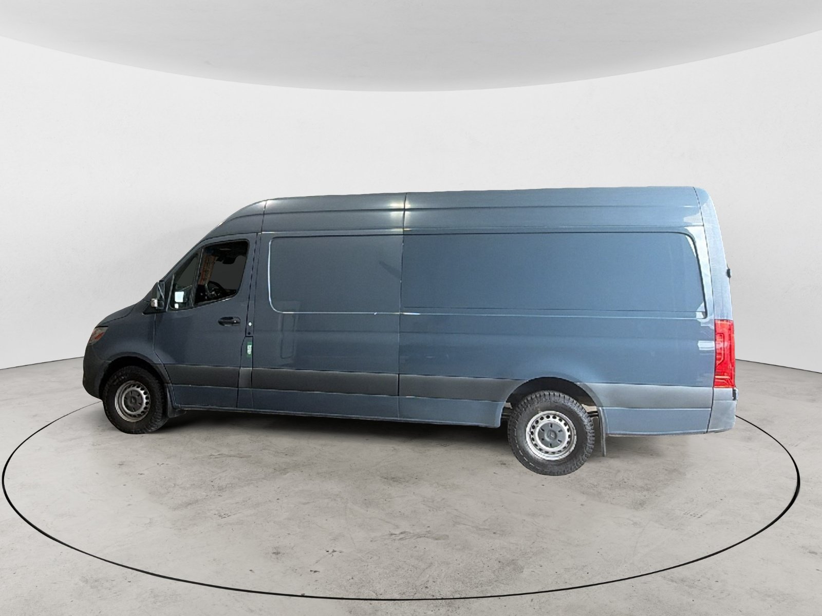 Used 2019 Mercedes-Benz Sprinter 170 image 3