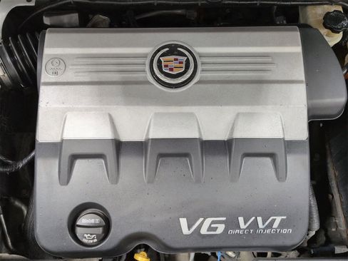 Used 2010 Cadillac SRX Luxury image 15