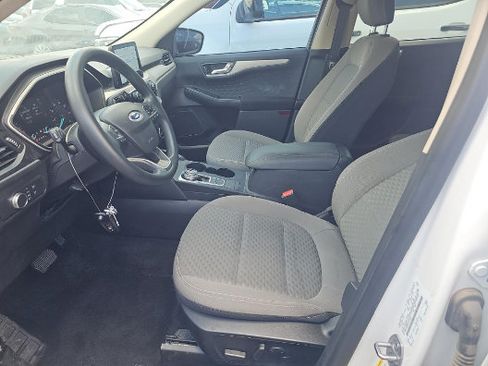Used 2020 Ford Escape SE FWD image 8