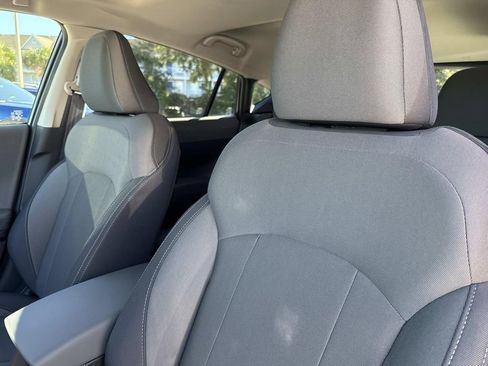 Used 2025 Subaru Crosstrek 2.0i Premium image 21