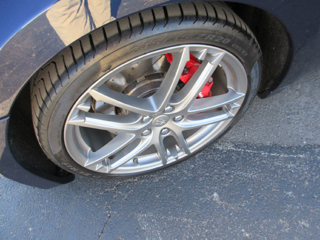 Used 2016 Maserati GranTurismo Sport RWD image 11
