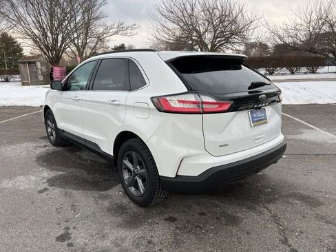 Certified 2022 Ford Edge SEL w/ Sport Appearance Package image 7