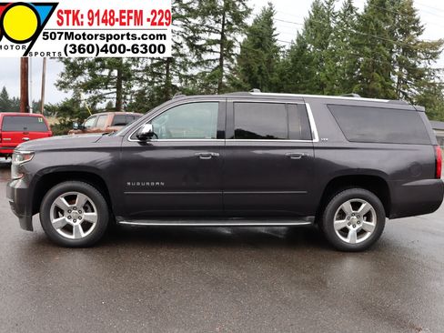 Used 2015 Chevrolet Suburban LTZ image 3