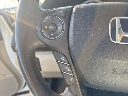 Used 2015 Honda Accord EX-L image 31