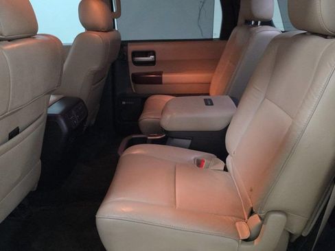 Used 2016 Toyota Sequoia Platinum AWD/4WD image 12