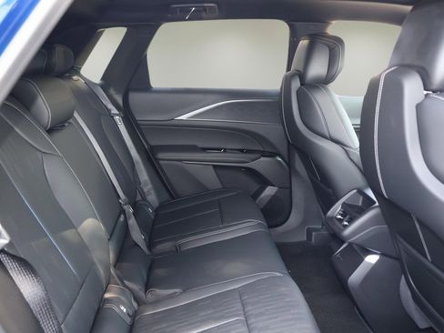 New 2025 Cadillac Lyriq Sport image 17