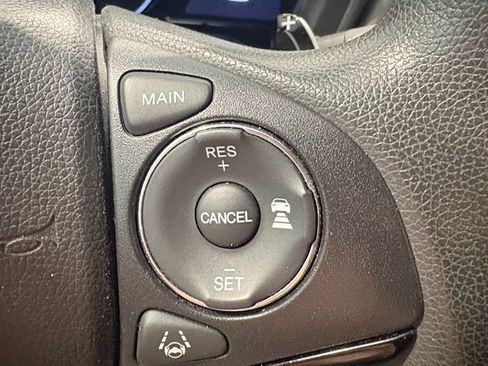 Used 2021 Honda HR-V EX image 19