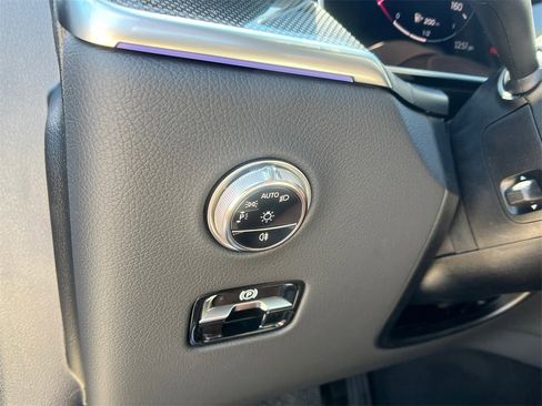 Certified 2025 Mercedes-Benz GLC 300 image 37