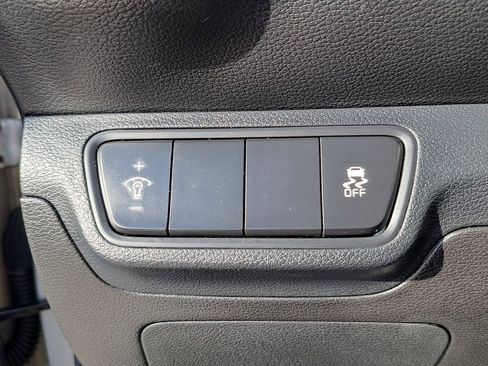 Used 2023 Kia Forte LXS image 13