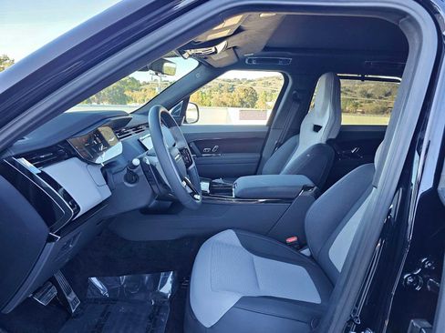 New 2025 Land Rover Range Rover Sport SV Edition Two image 20