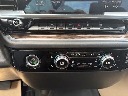 Used 2024 GMC Sierra 1500 Elevation AWD/4WD image 19
