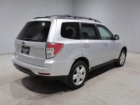 Used 2010 Subaru Forester 2.5X Premium AWD/4WD image 7