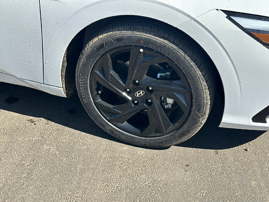 Certified 2026 Hyundai Elantra Sport FWD image 12