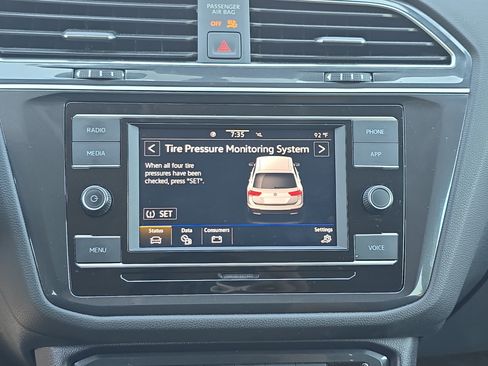 Certified 2023 Volkswagen Tiguan S FWD image 21