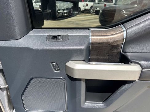 Used 2022 Ford F450 Lariat w/ Lariat Ultimate Package image 14