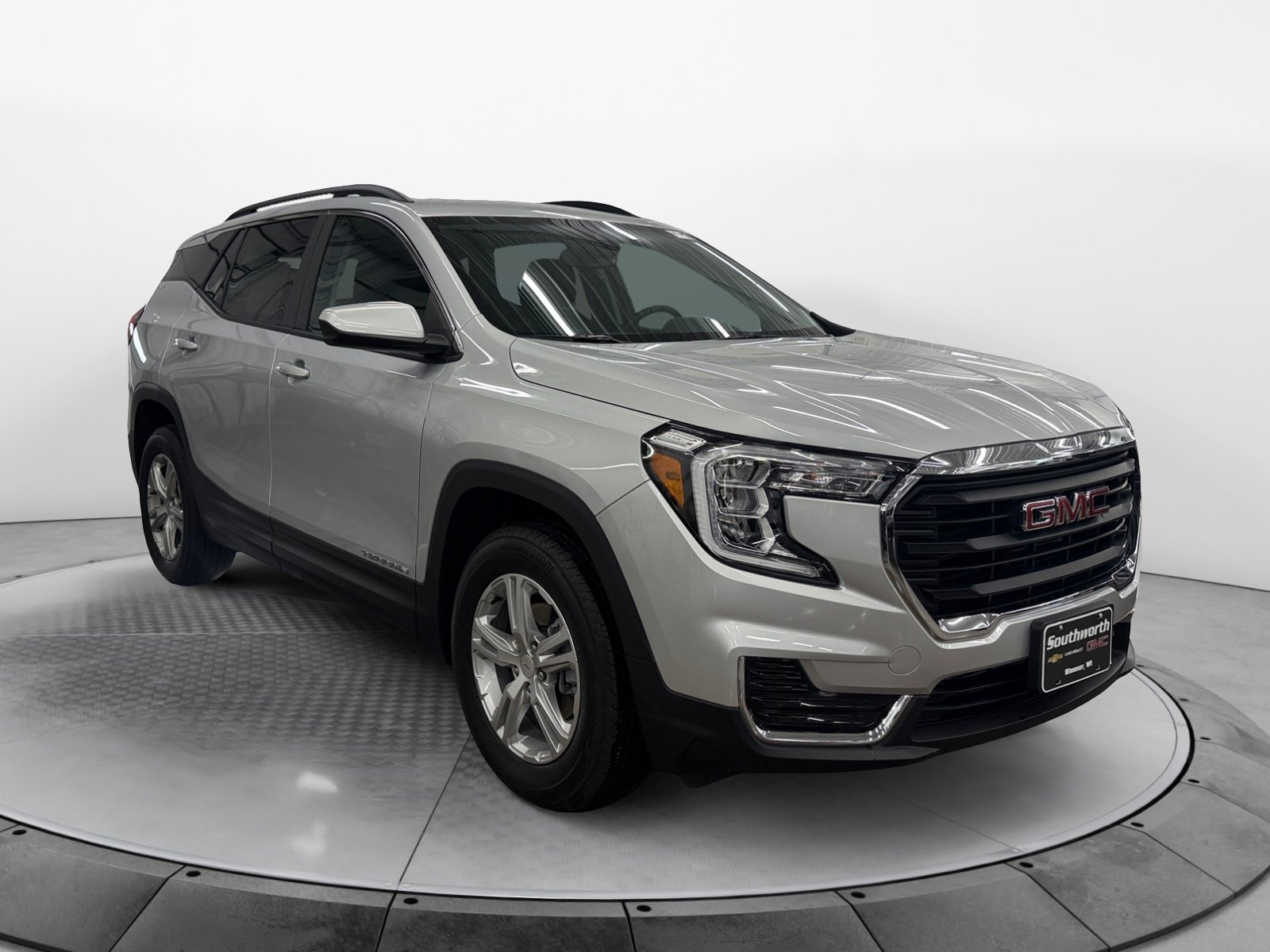 Used 2022 GMC Terrain SLE w/ Driver Convenience Package AWD/4WD image 4