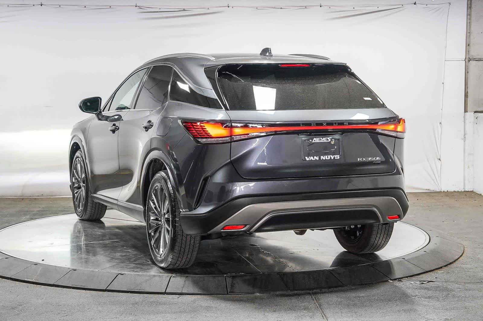 Used 2026 Lexus RX 350h w/ Convenience Package AWD/4WD image 2