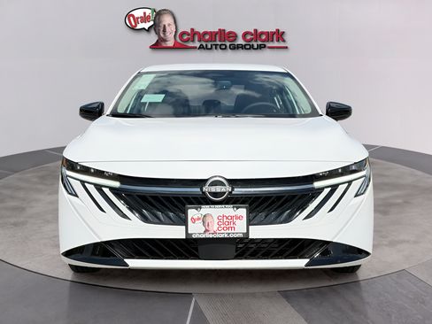 New 2026 Nissan Sentra SV FWD image 8
