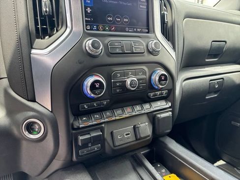 Used 2022 GMC Sierra 1500 SLT w/ SLT Premium Plus Package RWD image 12