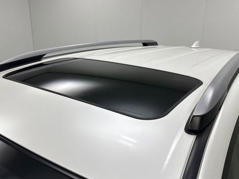 Used 2018 Toyota RAV4 Limited w/ Carpet Mat Package image 11