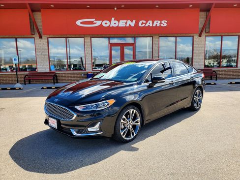 Used 2020 Ford Fusion Titanium image 1