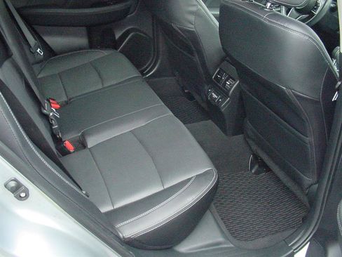 Used 2018 Subaru Outback 2.5i Limited image 26