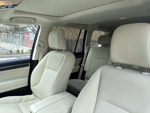 Used 2022 Lexus GX 460 Premium w/ Premium Package AWD/4WD image 33