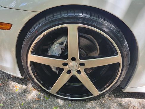 Used 2011 Porsche Panamera image 16