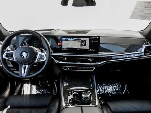 Used 2026 BMW X5 M60i image 16