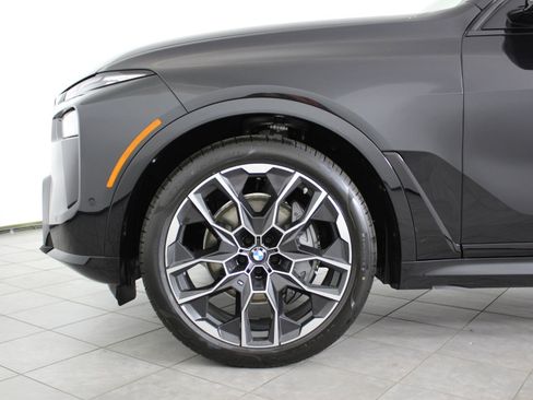 New 2026 BMW X7 xDrive40i w/ M Sport Package image 11