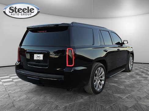 Used 2016 Chevrolet Tahoe LT w/ Luxury Package image 5