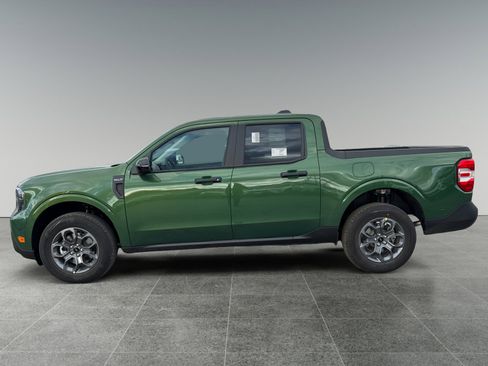 New 2025 Ford Maverick XLT w/ XLT Luxury Package image 2