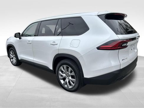 New 2026 Toyota Grand Highlander Limited image 3