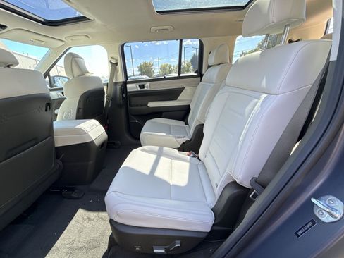 New 2025 Hyundai Santa Fe Calligraphy image 25