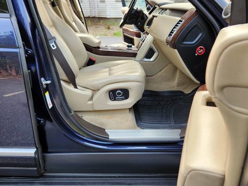 Used 2017 Land Rover Range Rover HSE image 46