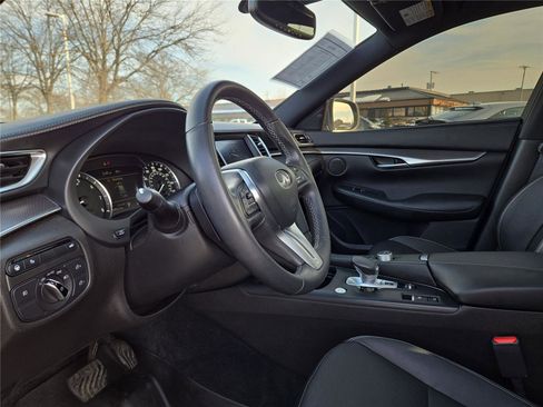 Used 2022 INFINITI QX50 Luxe w/ Appearance Package image 19