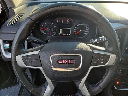 Used 2018 GMC Terrain SLE image 19