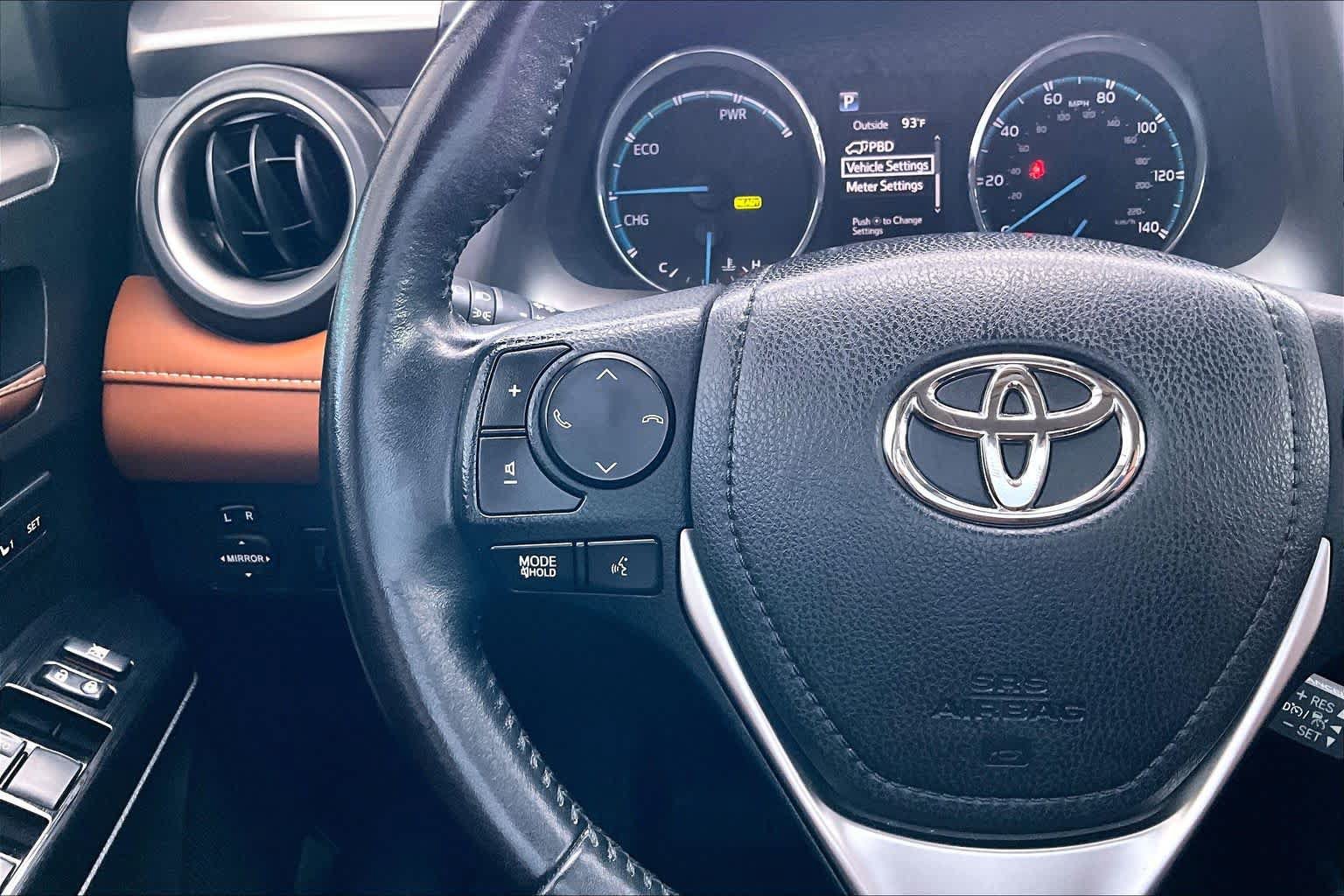 Used 2017 Toyota RAV4 Limited AWD/4WD image 24