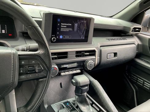 Used 2024 Toyota Tacoma SR image 11