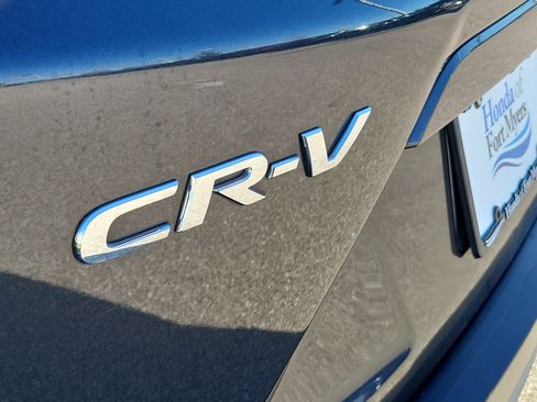 Used 2018 Honda CR-V Touring image 11